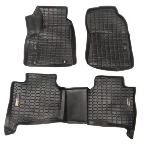 CUBRE ALFOMBRA INTERIOR ADAPTABLE PARA CAMIONETA HILUX CD (2025/...) TERMOFORMADA C/BORDES ANTIDERRAME